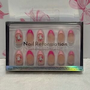 Nail Reformation Pink French Tip Ghost Heart Press On Nails 32 pcs‎